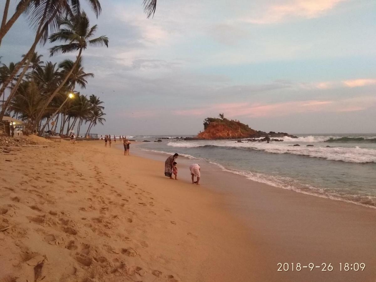 Awon Mirissa Hotel Exterior photo